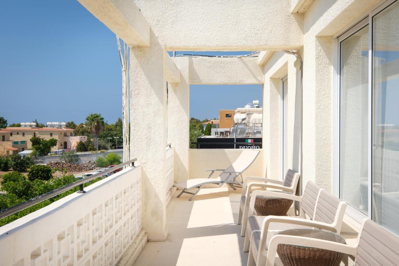 Seaview 3 Bedroom Kings Road Penthouse Paphos Exterior foto